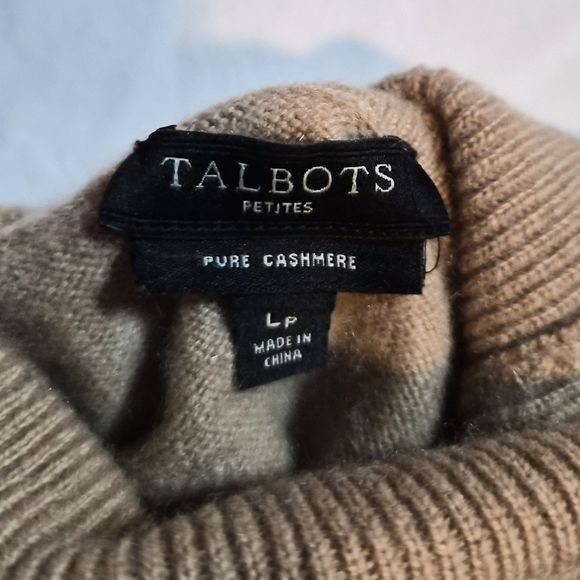 Talbots Petites Pure Cashmere Turtleneck Sweater Tan Beige Size Large Petite LP - Picture 2 of 7